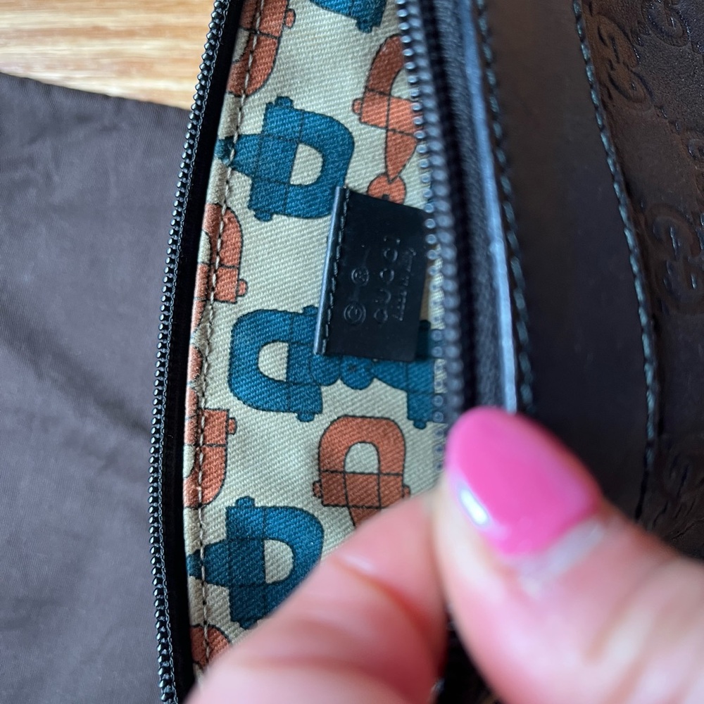 Gucci Vintage Black Wristlet - Picture 5 of 9